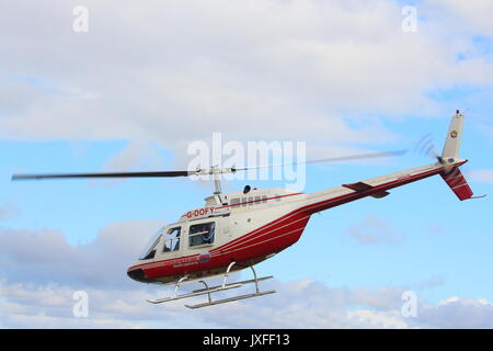DOFY Hélicoptère Bell 206 Jet Ranger, autrefois propriété de la duchesse d'York, Sarah Ferguson. Banque D'Images