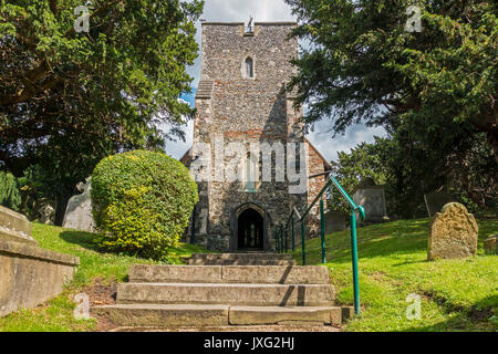 L'église Saint-Martin de Canterbury, Kent, Angleterre, située légèrement au-delà du centre-ville, est la première église fondée en Angleterre. Banque D'Images