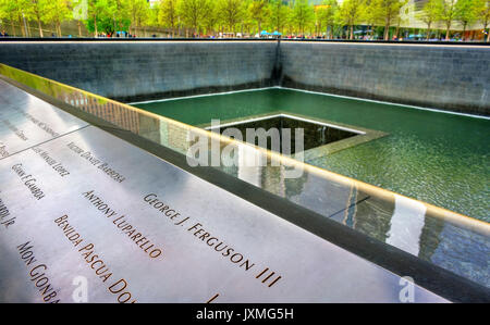 New York City, United States - 5 mai 2017 : commémoration Mémorial National du 11 septembre les attaques terroristes sur le World Trade Center Banque D'Images