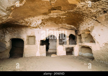 Municipalité Sagarejo, région de Kakheti, Géorgie. Survivant ancienne fresques à parois de grottes de David Gareja Monastère complexe. Il a été fondé en 6e Banque D'Images