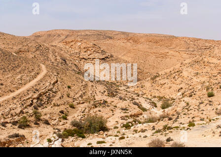 Montagnes dans le désert de Negev, Israël Banque D'Images