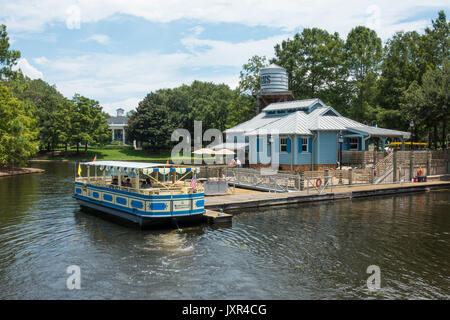 Sassagoula River Cruise ferry qui mène de Port Orleans Riverside Resort de Walt Disney World, Orlando, Floride. Banque D'Images