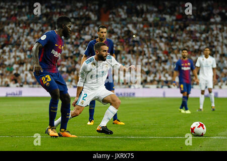 Madrid, Espagne. Août 16, 2017. Samuel Umtiti (23) joueur du FC Barcelone. Daniel Carvajal Ramos (2) Real player.Super Coupe d'Espagne entre le Real Madrid vs FC Barcelone au Santiago Bernabeu à Madrid, Espagne, le 16 août 2017 . Gtres más información : crédit en ligne Comuniación,S.L./Alamy Live News Banque D'Images