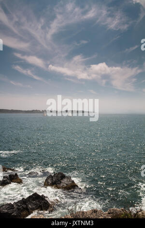 Brouillard de levage de Fort off Wetherill à Jamestown, RHODE ISLAND. Banque D'Images