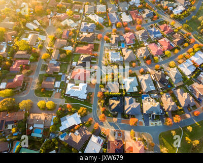 Vue aérienne d'une banlieue australienne typique Banque D'Images