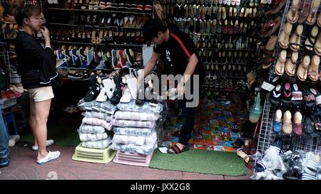 Yaowarat Road Side Street Petit Chinatown Bangkok Thaïlande Samphathawong di Banque D'Images