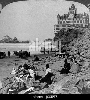 Cliff House und Felsen joint à San Francisco, USA, 1902. Cliff House et Seal Rocks - et la marée, San Francisco, Californie, USA 1902. Banque D'Images