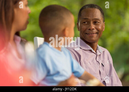 Portrait of smiling multi-generation family Banque D'Images