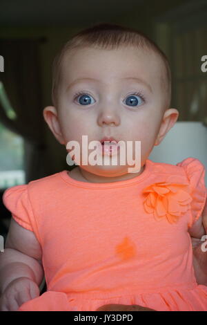 Blue Eyed baby girl Banque D'Images