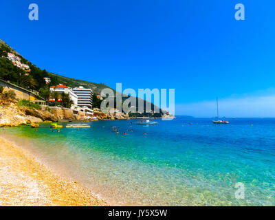 Dubrovnik, Croatie - les touristes sur la plage Banje Banque D'Images