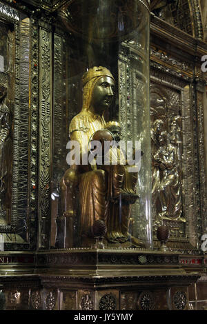 Vierge noire.Vierge de Montserrat.La Moreneta.Montserrat.Intérieur de l'abbaye bénédictine.Santa Maria de Montserrat.près de Barcelone.Catalogne Espagne Banque D'Images