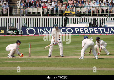 Jouer l'Angleterre l'Australie dans le deuxième essai - Les Cendres à Edgbaston Cricket Ground Banque D'Images