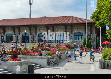 Montréal, Canada - le 16 août 2017 : Le Mont Royal Chalet (Anglais : Chalet du Mont-Royal) est un célèbre bâtiment situé près du sommet du mont Royal à Mont Banque D'Images