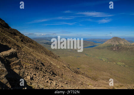 La vue lors d'une randonnée jusqu'Sgurr nan Gillean dans l'Cullin Ridge près de Sligachan sur l'île de Skye Banque D'Images