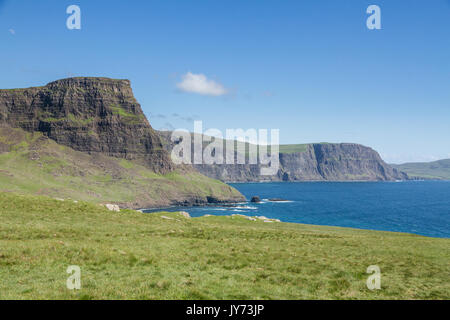 Neist Point sur l'île de Skye au large de la côte ouest de l'Ecosse Banque D'Images