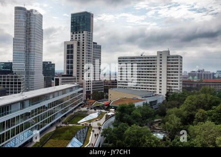 Berlin Charlottenburg.Vue de Monkey bar. De nouveaux gratte-ciel de l'upper west, l'hôtel Waldorf Astoria Berlin centre commercial,Bikini,terrasse & zoo Banque D'Images