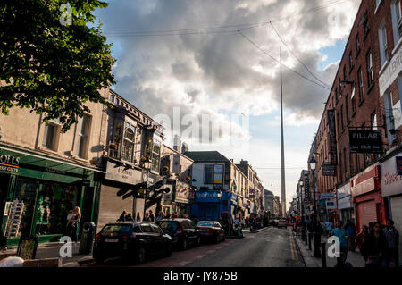 Le Spire de Dublin, vous pouvez également intitulé le Monument de la lumière, est un grand, inox, borne-comme monument situé 120 mètres de hauteur, situé sur le s Banque D'Images