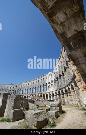 L'Arène de Pula Istrie Croatie - considéré comme le mieux préservé monument ancien en Croatie Banque D'Images