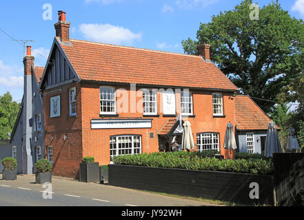 Le pub-restaurant cochon indisciplinés, Bromeswell, Suffolk, Angleterre, RU Banque D'Images