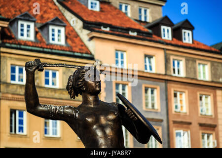 Statue de sirène dans la vieille ville de Varsovie, Pologne Banque D'Images