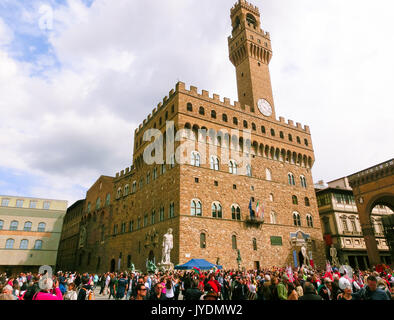 Florence, Italie - 01 mai 2014 : le Palazzo Vecchio est l'hôtel de ville Banque D'Images