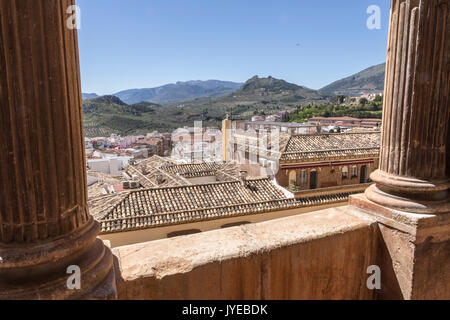 Vue panoramique de la ville de Jaen depuis le balcon de la cathédrale ; Andalousie, Espagne Banque D'Images