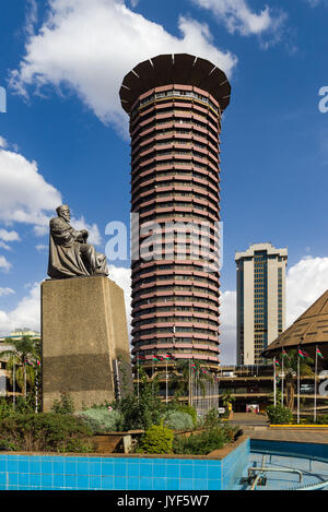 Statue de Jomo Kenyatta et Kenyatta International Convention Centre, Nairobi, Kenya Banque D'Images