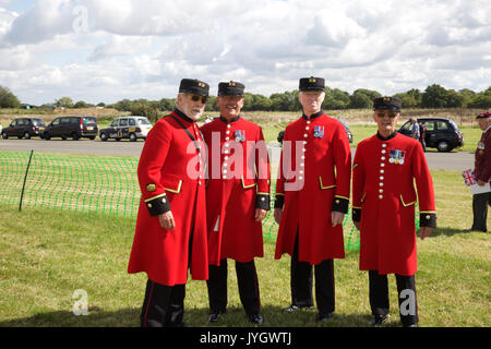 Biggin Hill, Royaume-Uni. Août 19, 2017. Chelsea retraités participer à ce festival célèbre 100 ans de vol de l'aéroport de Biggin Hill. Credit : Keith Larby/Alamy Live News Banque D'Images