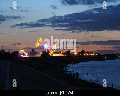 Sheerness, Kent. 19 août, 2017. Sheerness et équitable d'été annuel d'artifice. Credit : James Bell/Alamy Live News Banque D'Images