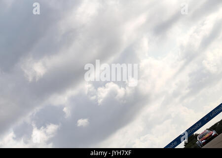 Zandvoort, Pays-Bas. 20e août, 2017. Le circuit zandvoort, Zandvoort, dtm 2017, 12.lauf zandvoort, Zandvoort, Pays-Bas. 20e août, 2017. , Im bild Augusto Farfus (bra# 15) bmw team rmg, shell bmw m4 dtm photo : Cronos/hasan bratic crédit : Cronos/Alamy live news Banque D'Images