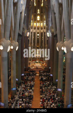 Barcelone, Espagne. 20e Août, 2017. Assister à une messe solennelle à la basilique de la Sagrada Familia de Barcelone, le dimanche, 20 août 2017. Gtres más información : crédit en ligne Comuniación,S.L./Alamy Live News Banque D'Images