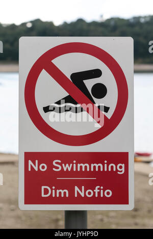 Aucun signe de natation en anglais et gallois Banque D'Images