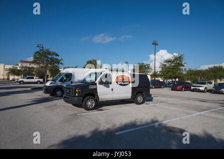 Les véhicules de la Geek Squad Best Buy à Lady Lake Floride USA Banque D'Images