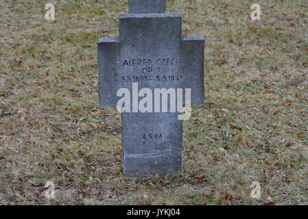 2017 0228 GuentherZ11 Zentralfriedhof Wien Gruppe97 Soldatenfriedhof Wien (Zweiter Weltkrieg) (32) Banque D'Images
