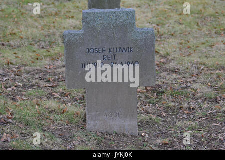 2017 0228 GuentherZ11 Zentralfriedhof Wien Gruppe97 Soldatenfriedhof Wien (Zweiter Weltkrieg) (44) Banque D'Images
