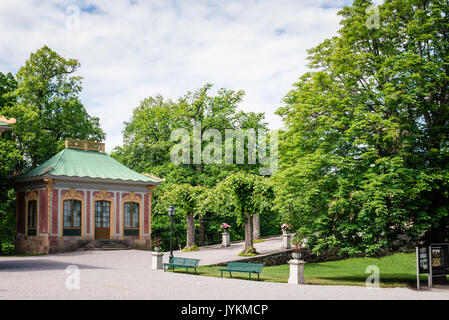 Pavillon chinois à Drottningholm Palace sur une journée ensoleillée. Célèbre monument à Stockholm, Suède Banque D'Images