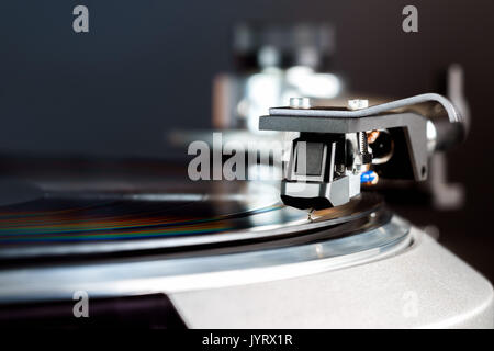 Vintage turntable en action libre Banque D'Images