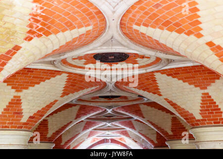 Londres, UK - 2 août 2017 - Le Palais de Cristal du métro, un ancien tunnel piétonnier victorienne dans le sud de Londres Banque D'Images