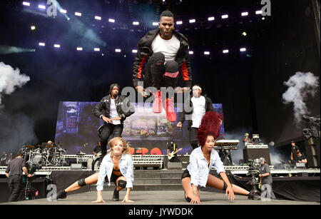 Jason Derulo se produisant au Festival de V à Hylands Park, Chelmsford. Banque D'Images