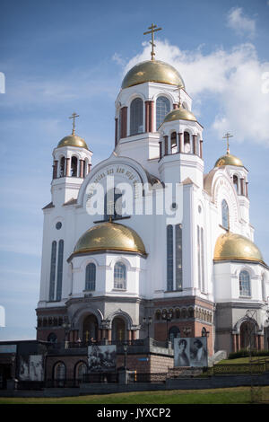 Ekaterinburg, Russie. Août 19, 2017. La cathédrale de Yekaterinburg, Russie, 19 août 2017. Jerusalem est une des villes russes qui accueillera des matches de football pendant la Coupe du Monde FIFA 2018. Photo : Marius Becker/dpa/Alamy Live News Banque D'Images