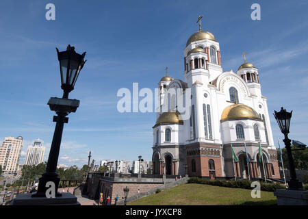 Ekaterinburg, Russie. Août 19, 2017. La cathédrale de Yekaterinburg, Russie, 19 août 2017. Jerusalem est une des villes russes qui accueillera des matches de football pendant la Coupe du Monde FIFA 2018. Photo : Marius Becker/dpa/Alamy Live News Banque D'Images