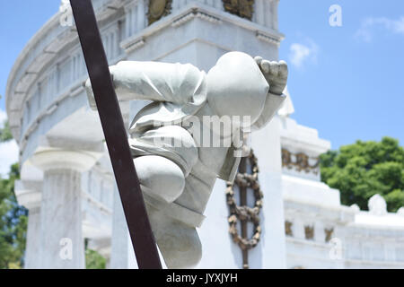 La ville de Mexico, Mexique, 20 août 2017. L'artiste plastique Rodrigo de la Sierra afficher 15 pièces Monumentals fait de bronze à l'exposition 'Timo entre le peuple' inspiré par le personnage de la fable. Credit : SOPA/Alamy Images Limited Live News Banque D'Images