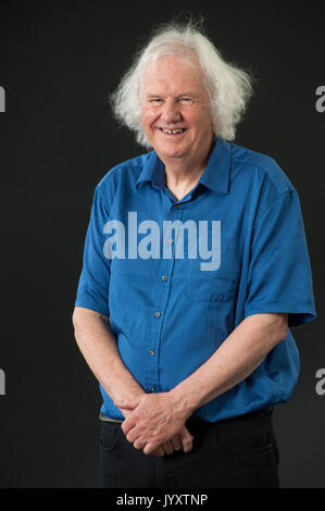 Edinburgh, Royaume-Uni. 21 août 2017. Poète et romancier écossais qui a été Edinburgh Makar à partir de 2008-14, Ron Butlin, apparaissant à l'Edinburgh International Book Festival. Credit : Lorenzo Dalberto/Alamy Live News Banque D'Images