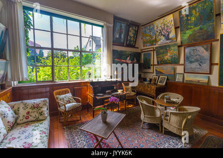 Intérieur de la maison de Claude Monet à Giverny, Normandie, France Banque D'Images