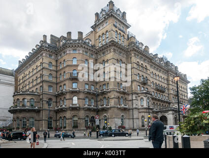 L'hôtel Langham, 1C Portland Pl, Marylebone, London W1B 1JA, UK Banque D'Images