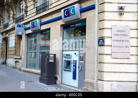 PARIS, FRANCE - 10 MAI 2017 : bureau de CIC à Paris. Credit Industriel et Commercial - CIC est un groupe de services financiers en France, fondée en 1859 Banque D'Images