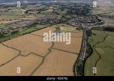 Une vue aérienne de la ville de Rye et entourant la campagne du Sussex de l'Est Banque D'Images