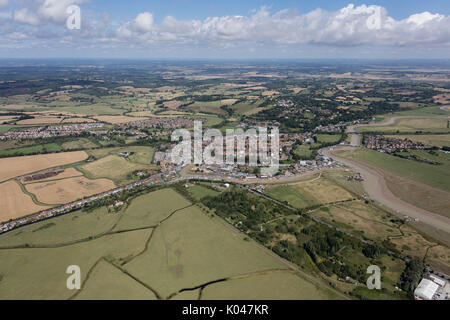 Une vue aérienne de la ville de Rye et entourant la campagne du Sussex de l'Est Banque D'Images