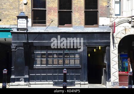 Ye Olde Cheshire Cheese pub, Fleet Street, London, England, UK Banque D'Images