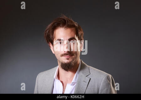 Edinburgh, Ecosse, Royaume-Uni. Août 21, 2017. Jour 10 Edinburgh International Book Festival. Sur la photo : Andre Naffis-Sahely, poète, critique et traducteur. Il est né à Venise vers l'italien et de l'Iran, parents et a grandi à Abu Dhabi. Credit : Pako Mera/Alamy Live News Banque D'Images